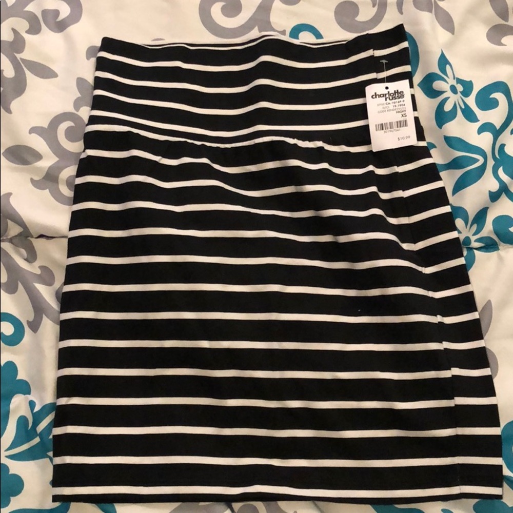 high waisted skirt